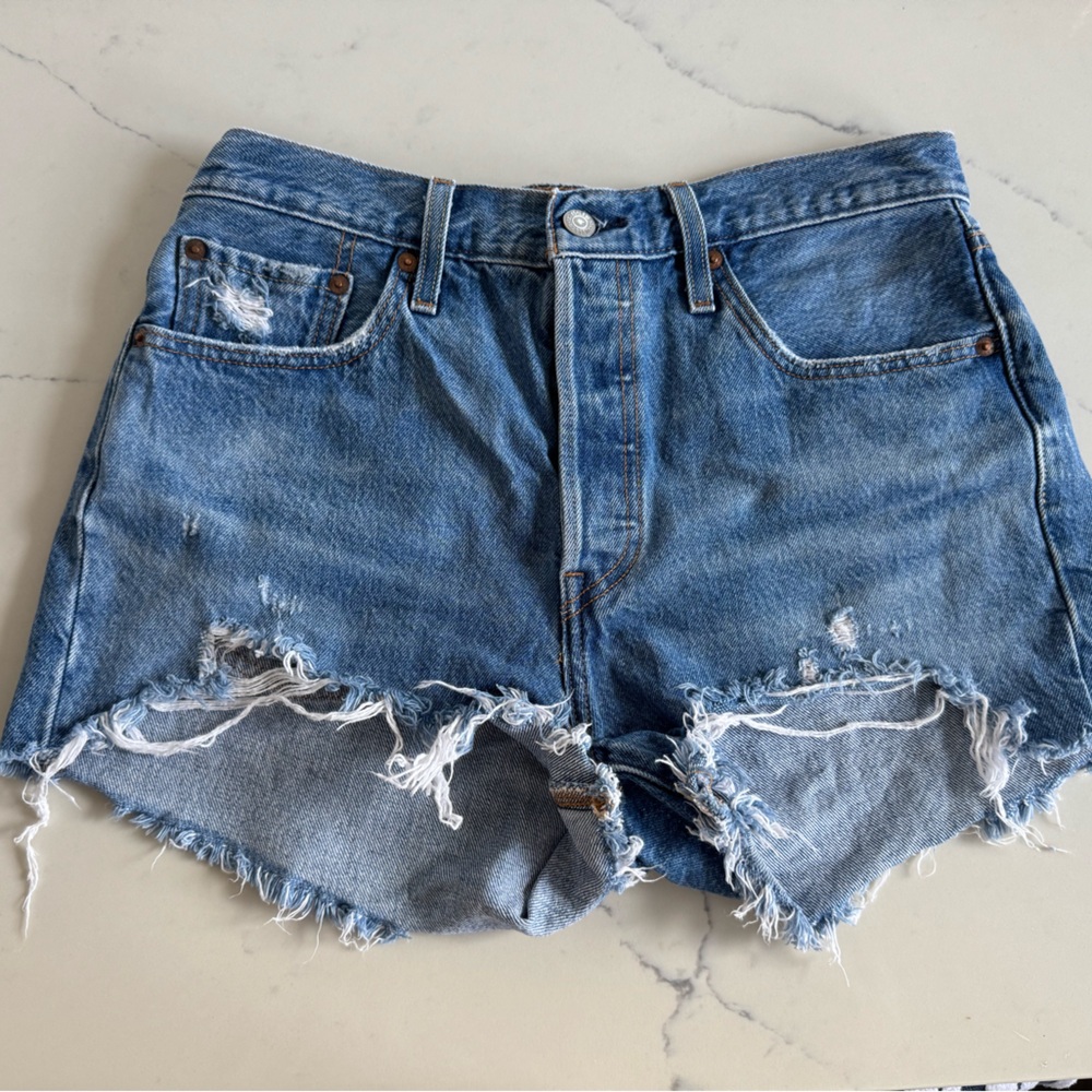 Distressed Levi’s Blue Denim Shorts